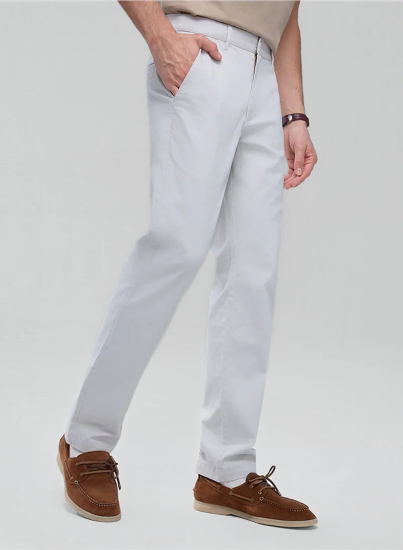 GIORDANO  Men’s Slim Taper Stretch Cotton Khaki Pants for Men | Best Price UAE